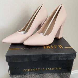 NIB Nude Heels